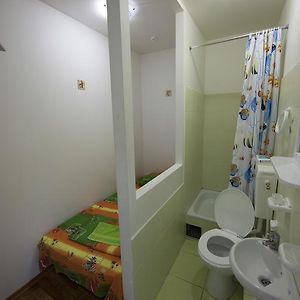 Economy  Without Window Room